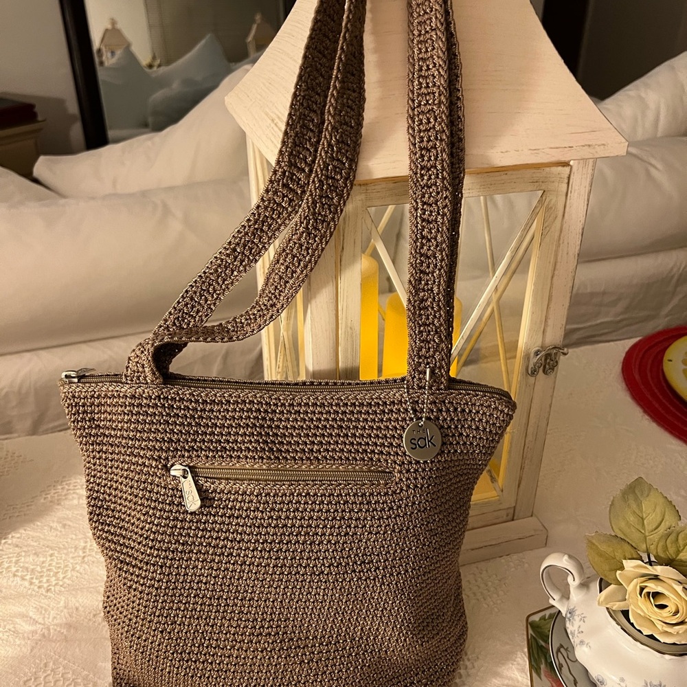 Ladies hand bag